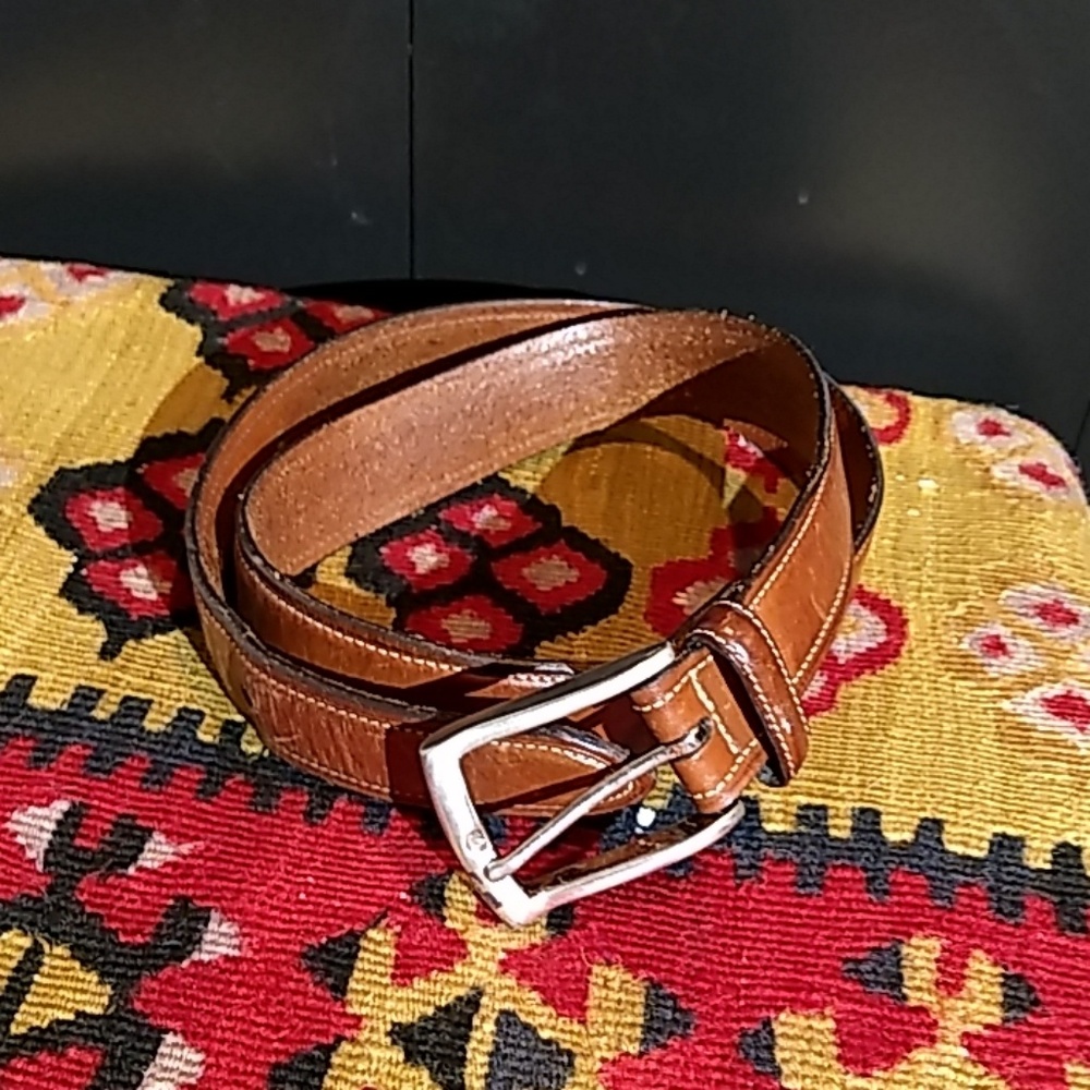 Tan leather belt classic hardware and stitching